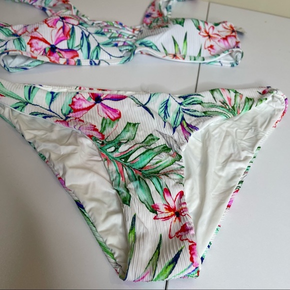 Tinibikini Swimwear 2 PCS Bikinis - Picture 3 of 10